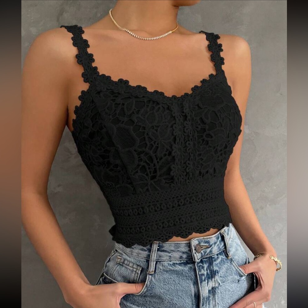 Boho floral embroidered lace cami crop top - Picture 4 of 15